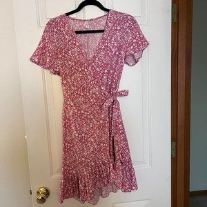 Wrap Dress Size Medium in Dark Pink